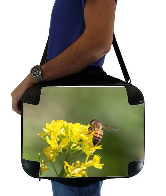 Sacoche Ordinateur 15" pour A bee in the yellow mustard flowers