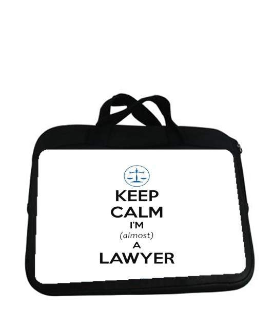 Housse pour tablette avec poignet pour Keep calm i am almost a lawyer cadeau étudiant en droit