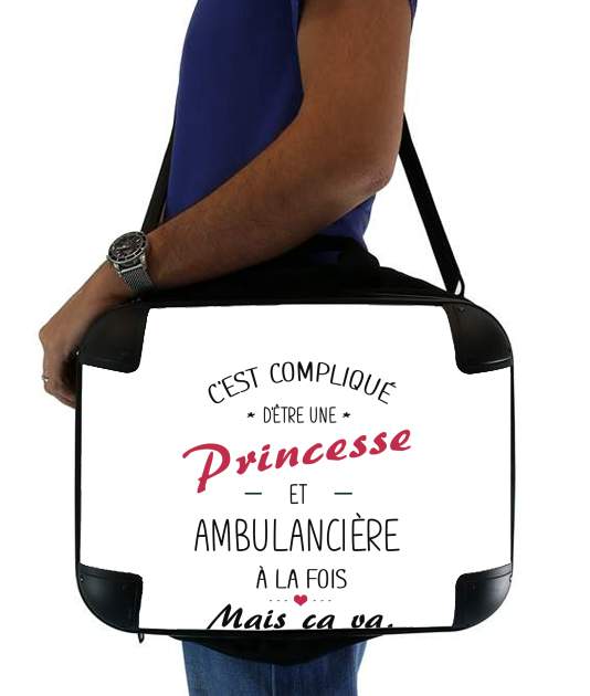 Sacoche Ordinateur 15" pour C'est compliqué d'être une princesse et ambulancière